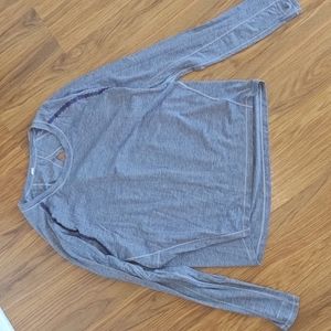 Lululemon long sleeve twist back shirt